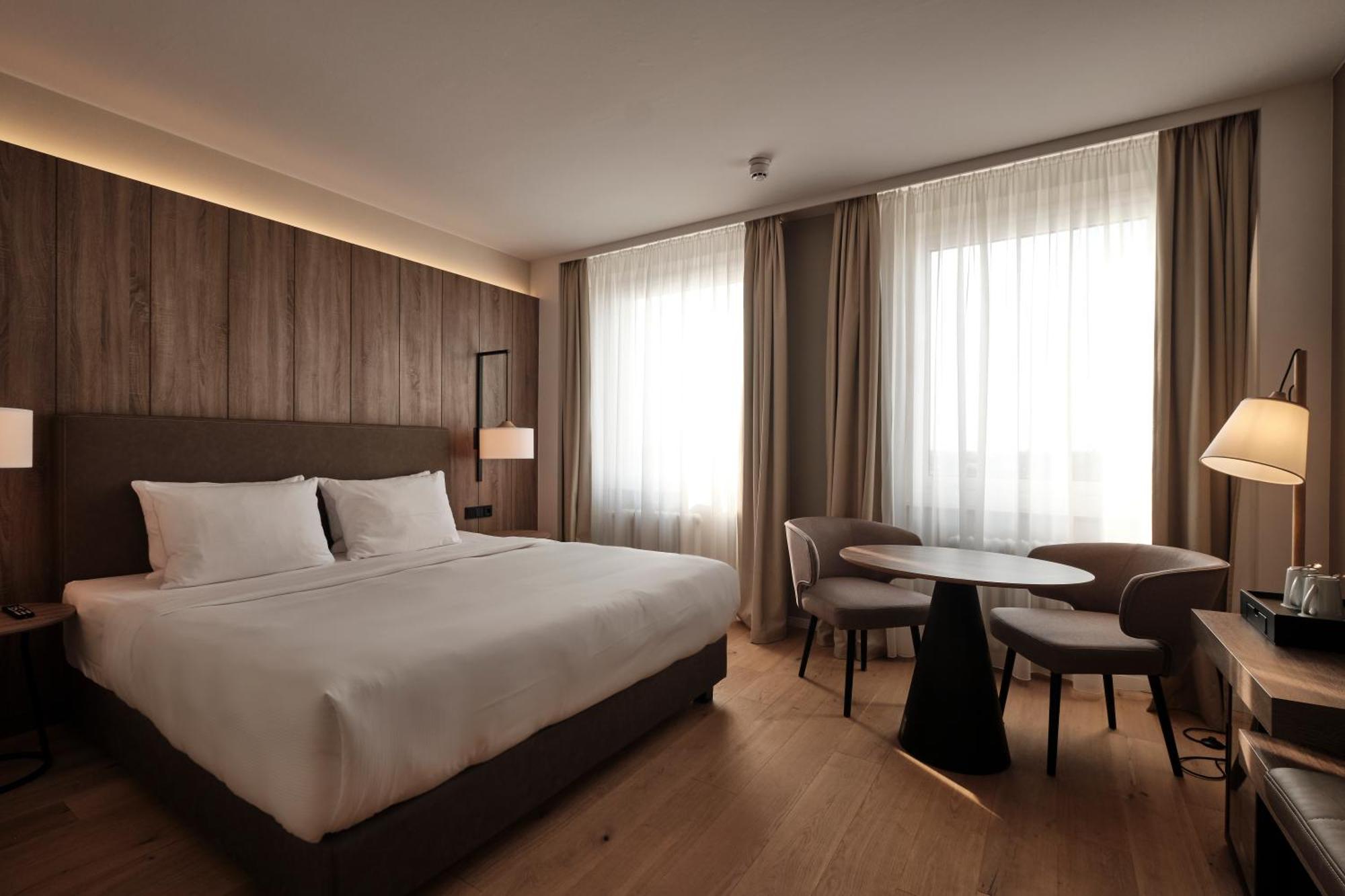 Ac Hotel By Marriott Berlin Humboldthain Park Exterior photo