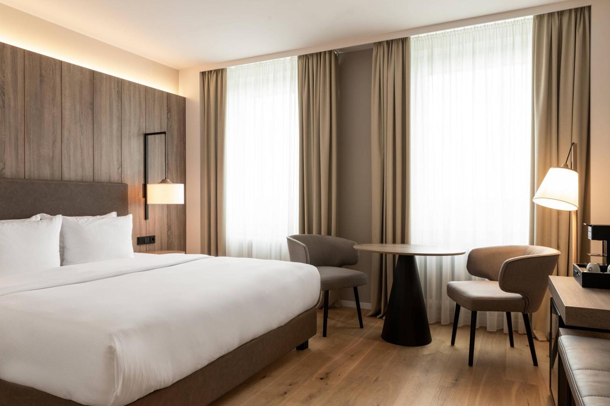 Ac Hotel By Marriott Berlin Humboldthain Park Exterior photo