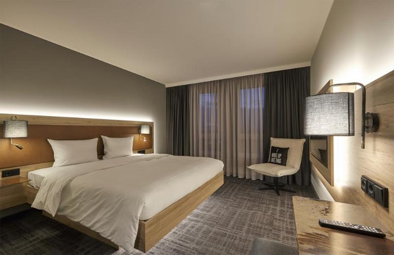 Ac Hotel By Marriott Berlin Humboldthain Park Exterior photo